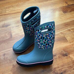 LIKE NEW ** Girls Bogs Insulated Boots